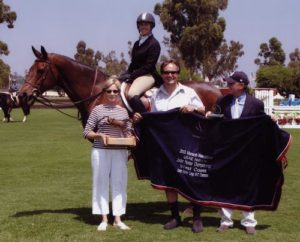Chance owned by Montana Coady Champion Large Junior 16-17 2003 Junior Hunter Finals Photo JumpShot