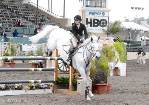 Lucy Davis and Freeze Frame 2007 Del Mar National Photo Ed Moore
