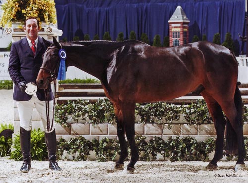 After Five owned by Stephanie Danhakl 2nd Year Green Stake Class 2011 Washington International Photo Shawn McMillen