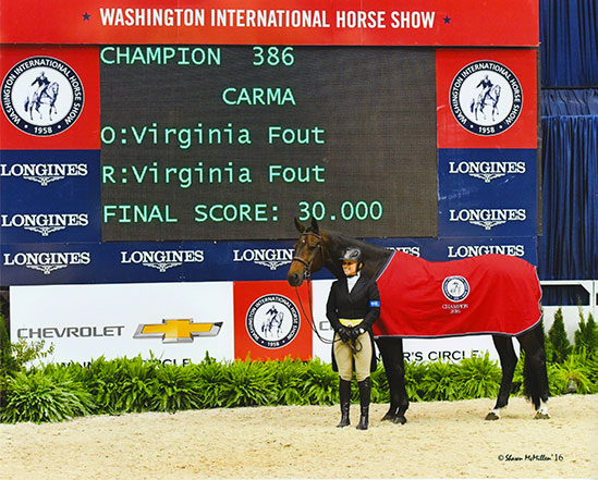 Virginia Fout and Carma Amateur Owner Hunter 3'3", Champion 2016 Washington International Photo by Shawn McMillen